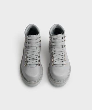 Cinnabar Grey