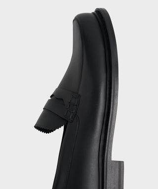 Laion Black